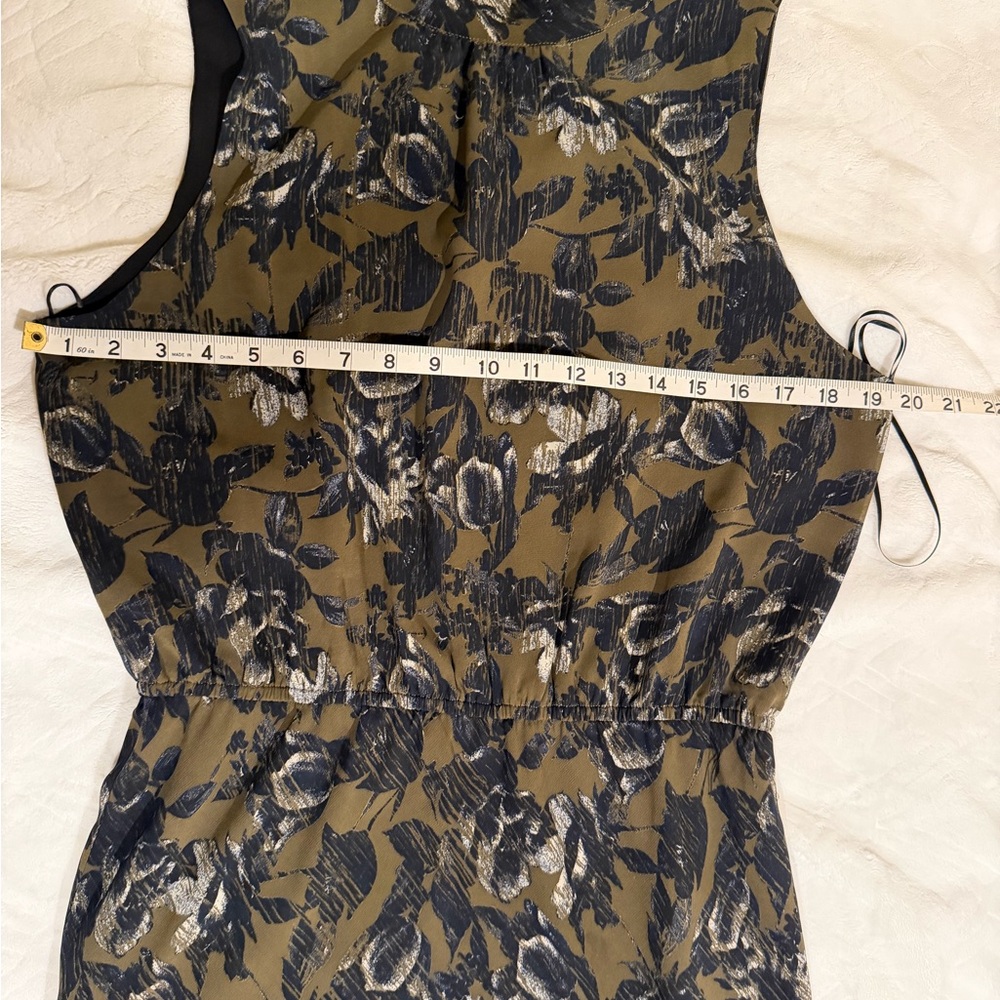 Evereve Olive and Black Floral Midi Dress - Picture 8 of 10